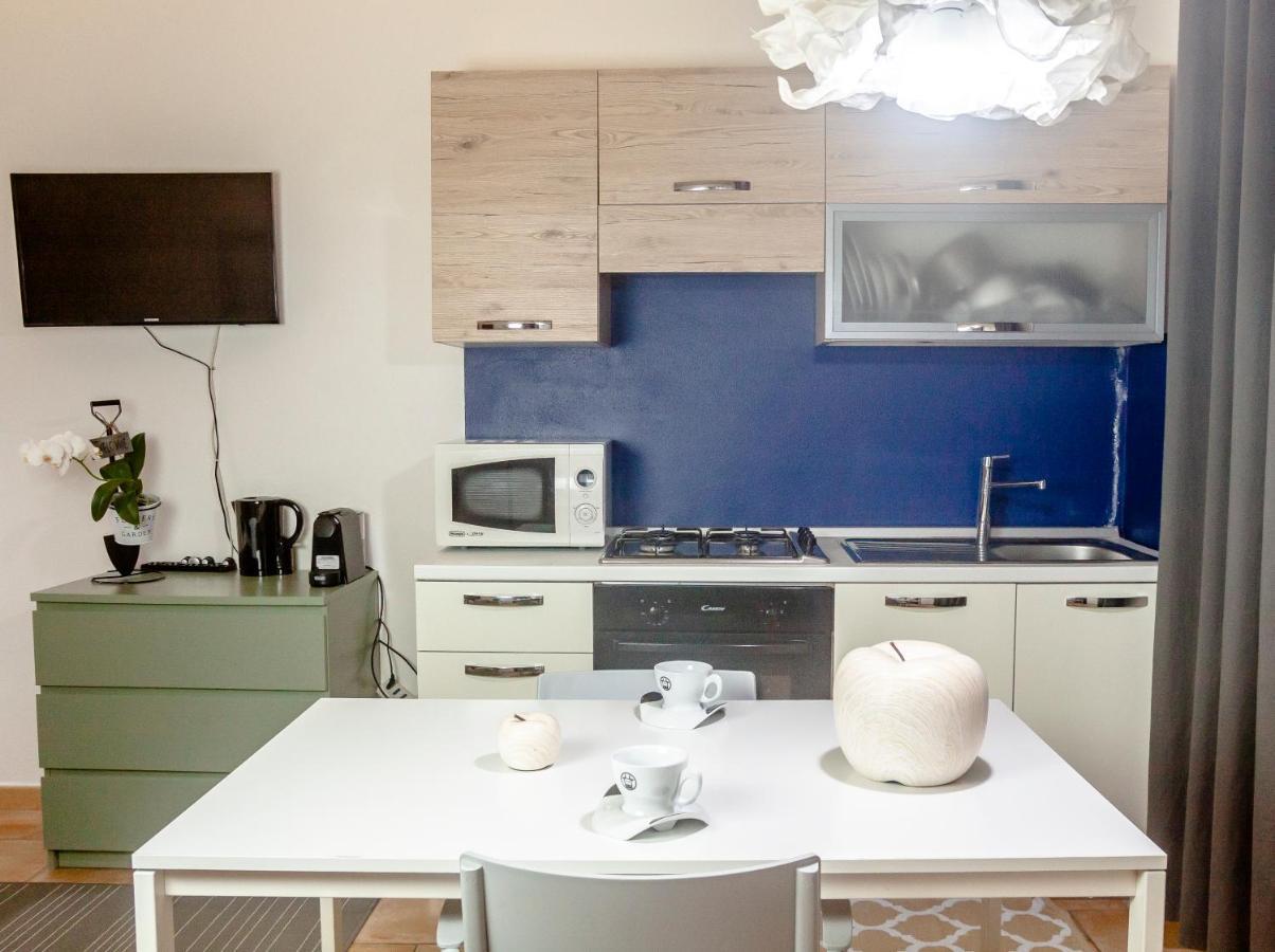 Suite Home Al Centro Di Sassari Buitenkant foto