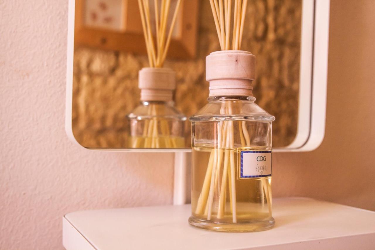 Suite Home Al Centro Di Sassari Buitenkant foto